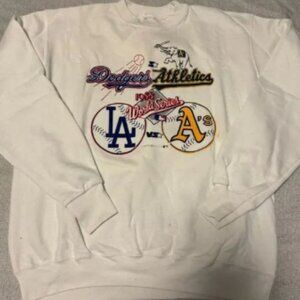 Oakland A’s LA Dodgers Size XL 1988 World Series Vintage Crewneck Starter New